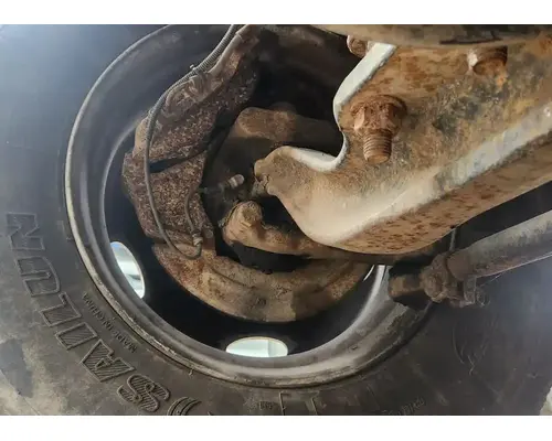 GMC C7500 Axle Assy, Fr (4WD)