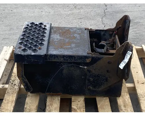 GMC C7500 Battery Box