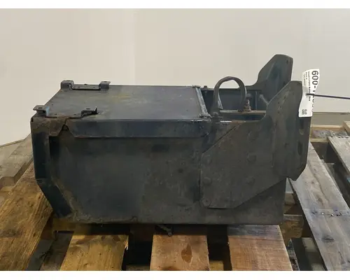 GMC C7500 Battery Box
