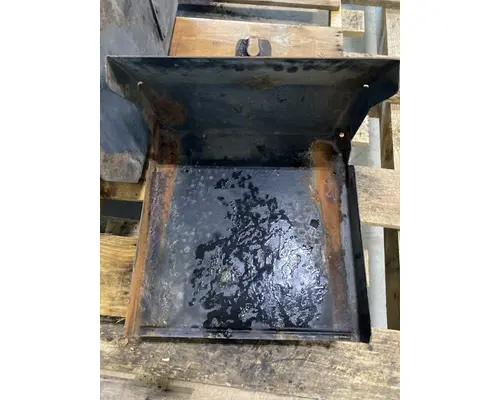 GMC C7500 Battery Box