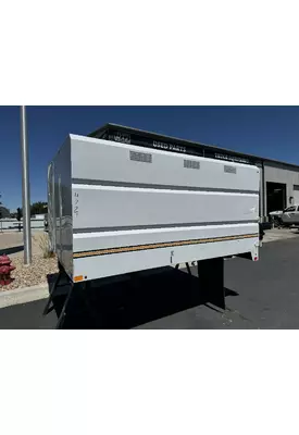 GMC C7500 Box / Bed