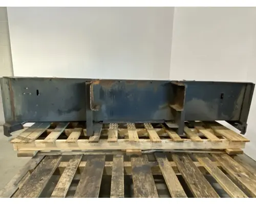 GMC C7500 Bumper Assembly, Front