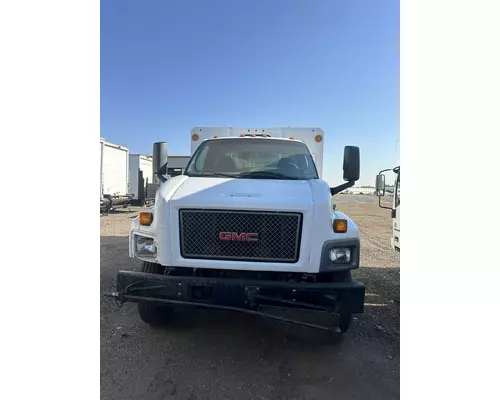 GMC C7500 Bumper Assembly, Front