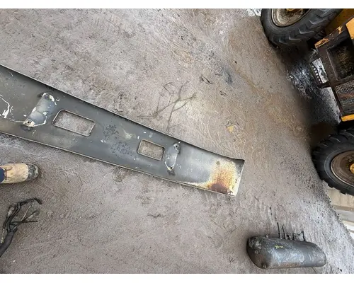 GMC C7500 Bumper Assembly, Front