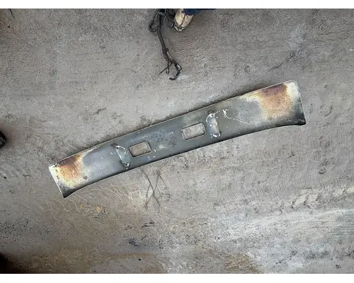 GMC C7500 Bumper Assembly, Front