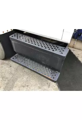 GMC C7500 CAB STEP