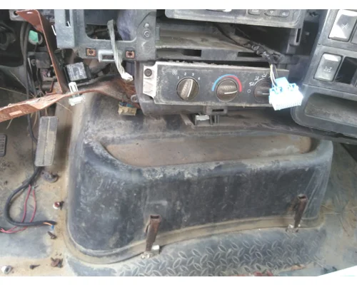 GMC C7500 CAB