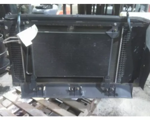 GMC C7500 COOLING ASSEMBLY (RAD, COND, ATAAC)