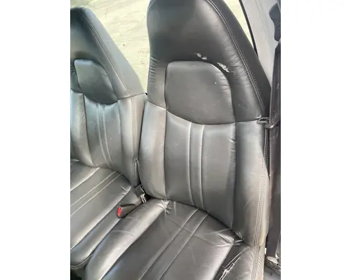 GMC C7500 Cab