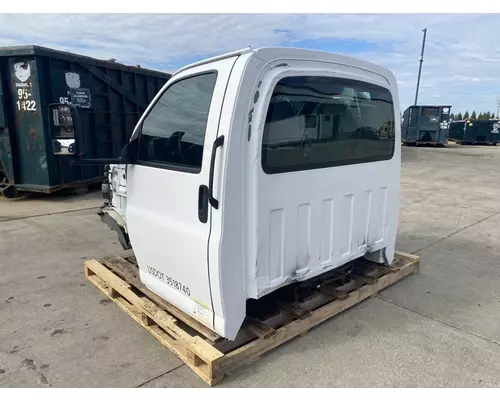 GMC C7500 Cab