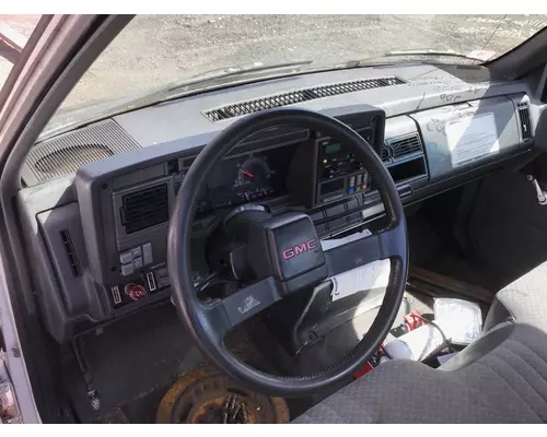 GMC C7500 Cab