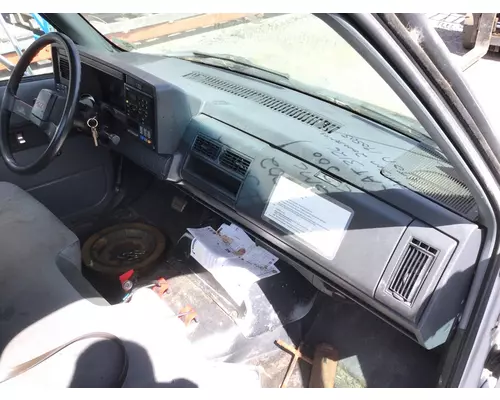 GMC C7500 Cab