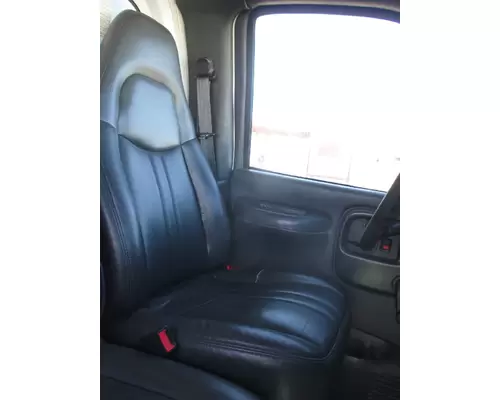 GMC C7500 Cab