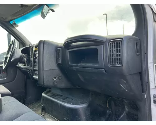GMC C7500 Cab