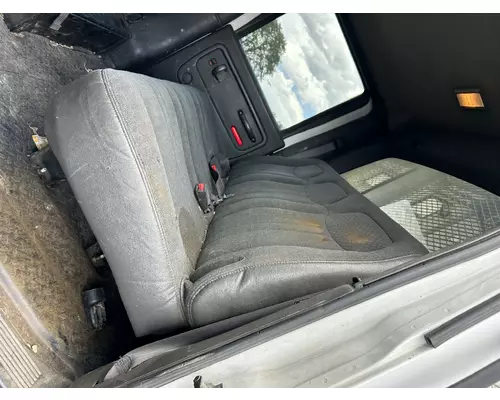 GMC C7500 Cab