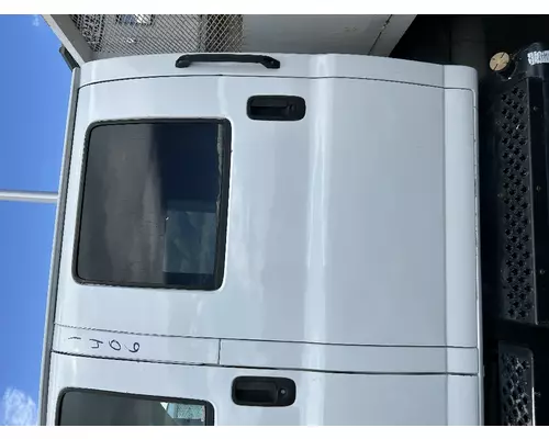 GMC C7500 Cab