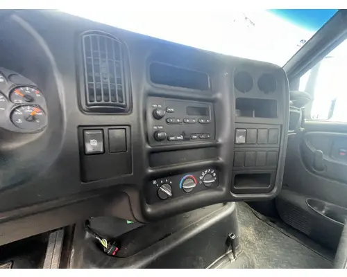 GMC C7500 Cab