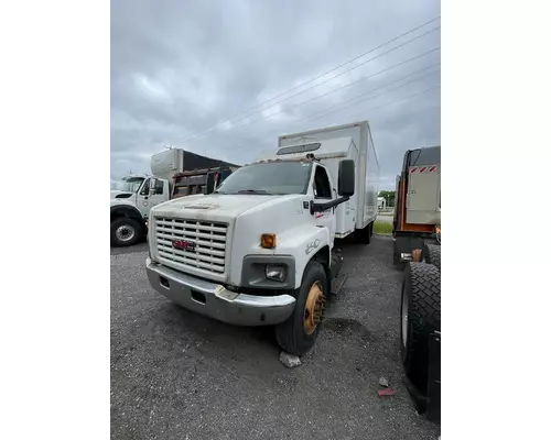 GMC C7500 Complete Vehicle