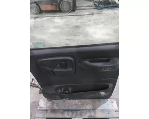 GMC C7500 DOOR ASSEMBLY, FRONT