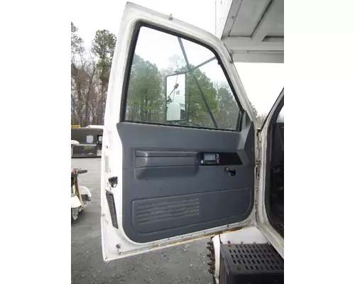 GMC C7500 DOOR ASSEMBLY, FRONT