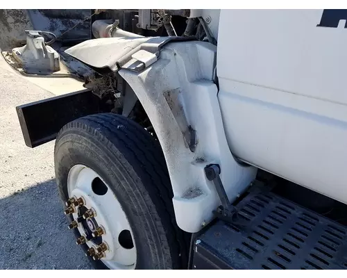 GMC C7500 FENDER EXTENSION