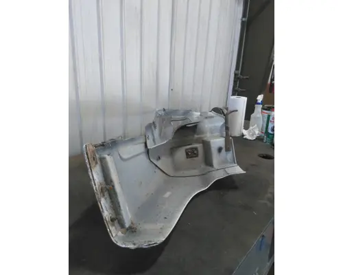 GMC C7500 FENDER EXTENSION