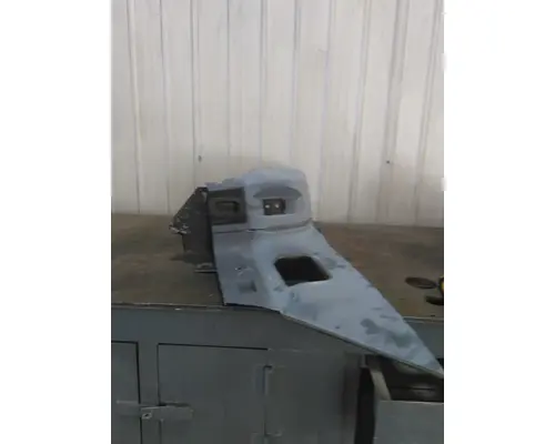GMC C7500 FENDER EXTENSION
