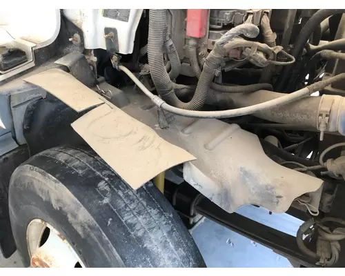 GMC C7500 Fender, Inner