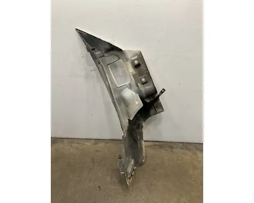 GMC C7500 Fender Extension