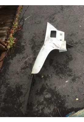 GMC C7500 Fender Extension