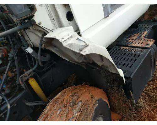 GMC C7500 Fender Extension