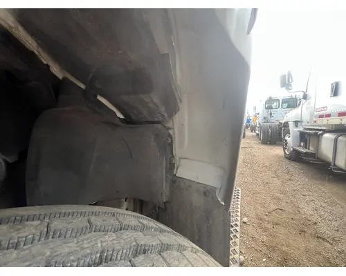 GMC C7500 Fender Extension