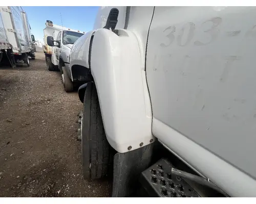 GMC C7500 Fender Extension