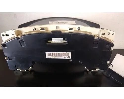 GMC C7500 GAUGE CLUSTER