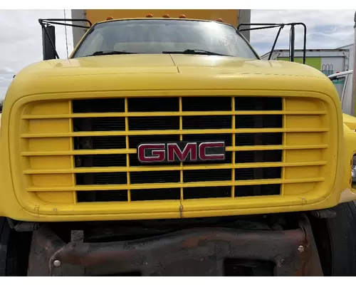 GMC C7500 Grille