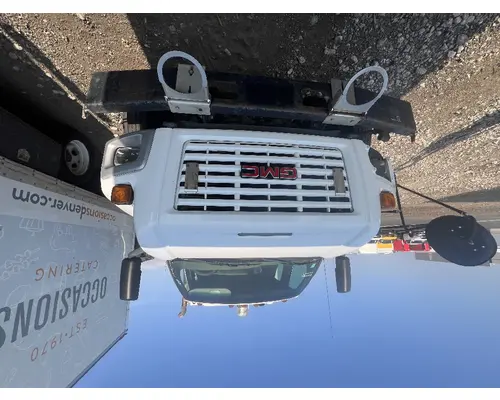 GMC C7500 Grille