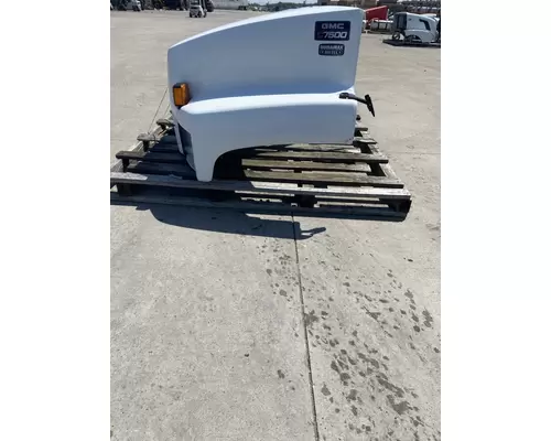 GMC C7500 Hood