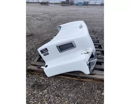 GMC C7500 Hood