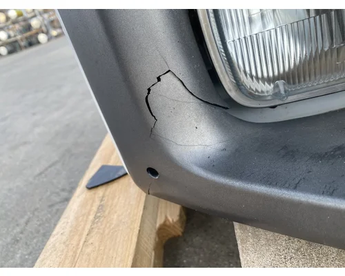 GMC C7500 Hood