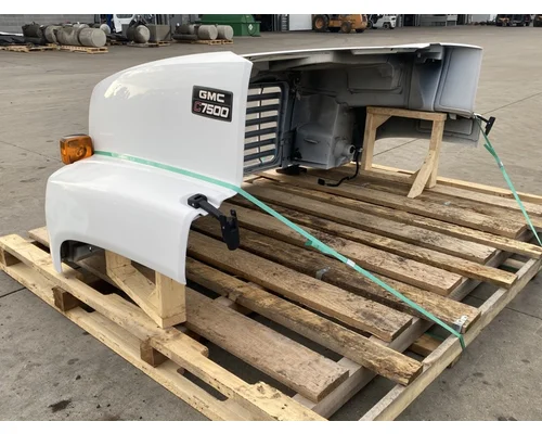 GMC C7500 Hood
