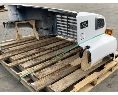GMC C7500 Hood