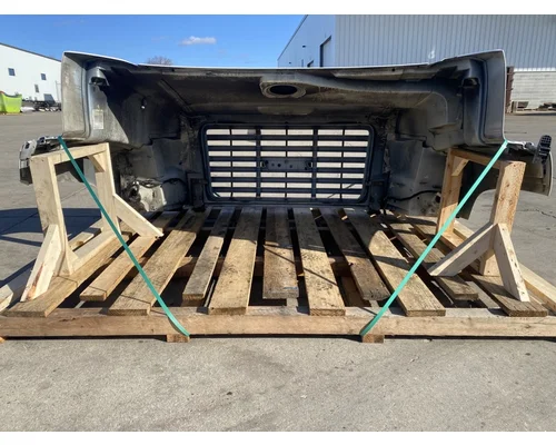 GMC C7500 Hood