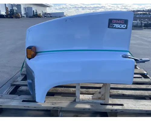 GMC C7500 Hood