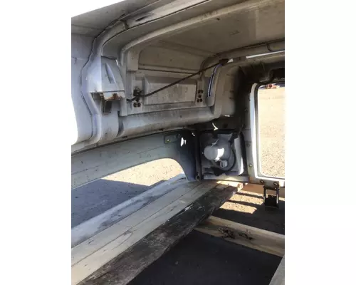 GMC C7500 Hood