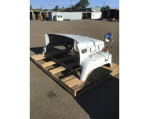 GMC C7500 Hood