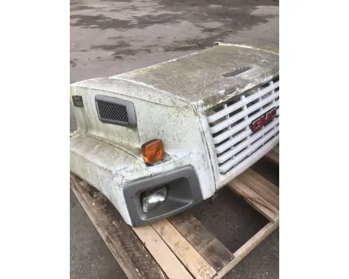 GMC C7500 Hood