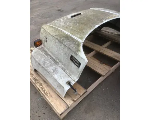 GMC C7500 Hood