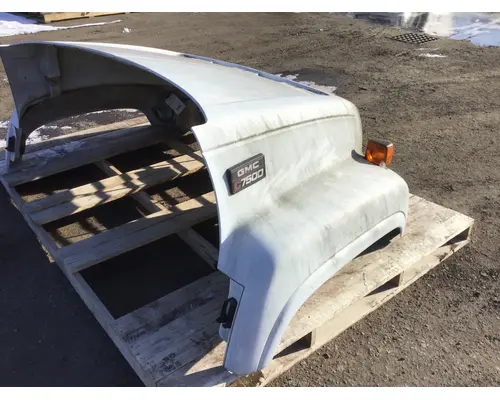 GMC C7500 Hood