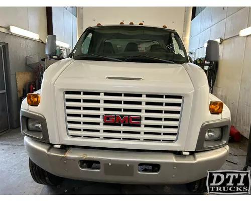 GMC C7500 Hood