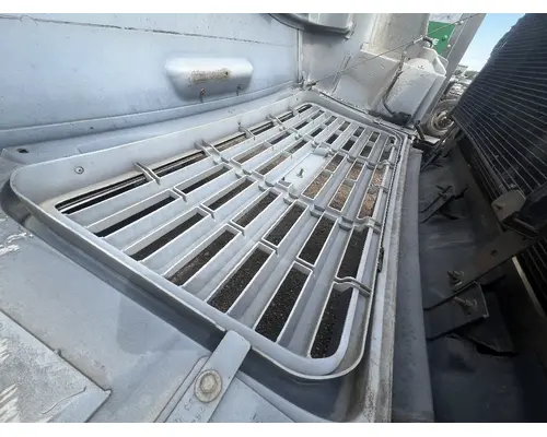 GMC C7500 Hood